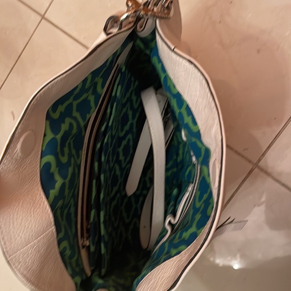 orYANY Danielle Genuine Italian Leather Handbag w/ Shoulder & Cross Body Straps - Picture 4 of 5